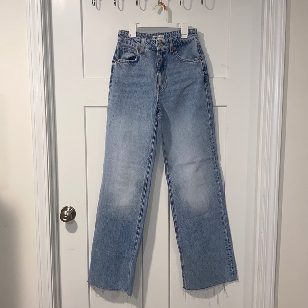 Chic Zara Flared Denim Size US 4